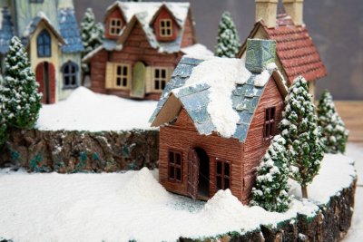 Sizzix Thinlits Dies - Village Collection by Tim Holtz (87 dies)