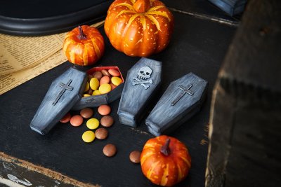 Sizzix Thinlits Die Set - Vault Coffin Box by Tim Holtz (34 dies)