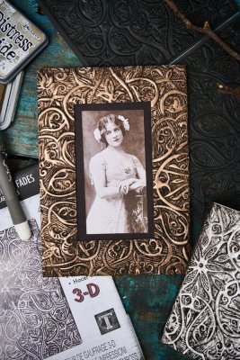 Sizzix 3D Texture Fades A5 Embossing Folder - Engraved Large by Tim Holtz