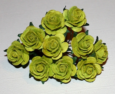 10st Paper Roses ca 15mm green